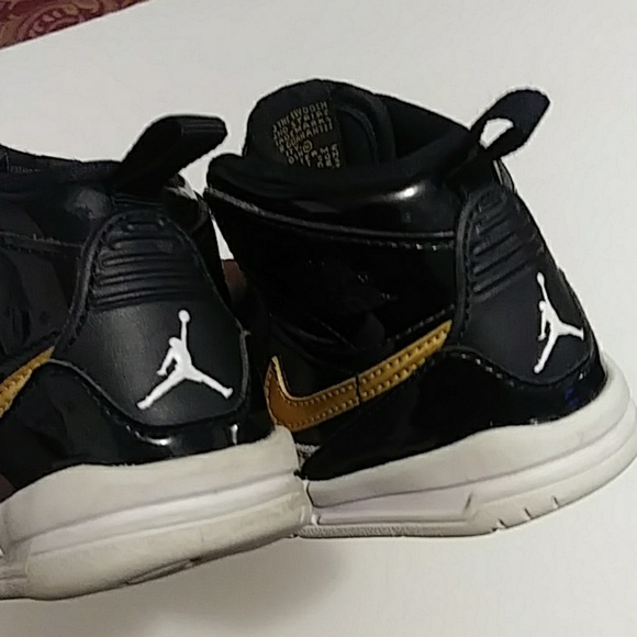 Jordans Sz 5C dated(08/01/18)(11/03/18) - Picture 5 of 6